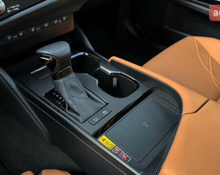 Черный Лексус ЕС, объемом двигателя 2.49 л и пробегом 18 тыс. км за 56500 $, фото 20 на Automoto.ua