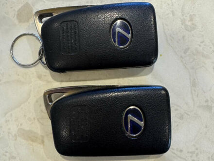 Чорний Лексус ЕС, об'ємом двигуна 2.49 л та пробігом 239 тис. км за 14600 $, фото 1 на Automoto.ua