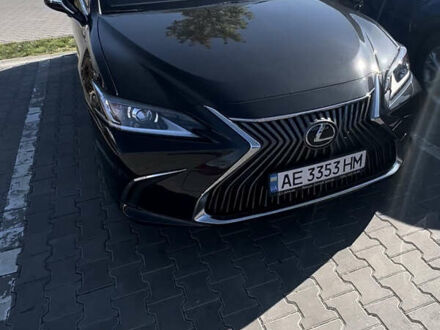 Черный Лексус ЕС, объемом двигателя 2.49 л и пробегом 60 тыс. км за 32500 $, фото 1 на Automoto.ua