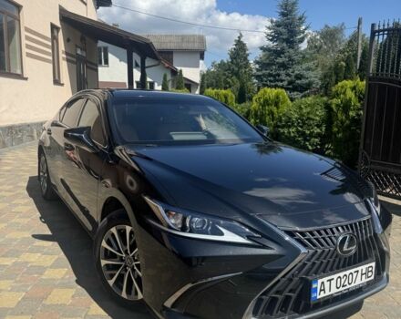 Черный Лексус ЕС, объемом двигателя 2 л и пробегом 110 тыс. км за 38500 $, фото 1 на Automoto.ua