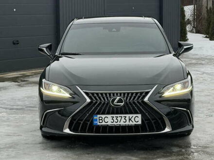 Черный Лексус ЕС, объемом двигателя 2.49 л и пробегом 7 тыс. км за 60000 $, фото 1 на Automoto.ua