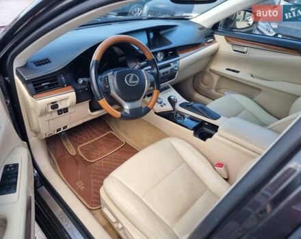 Коричневый Лексус ЕС, объемом двигателя 2.49 л и пробегом 178 тыс. км за 17000 $, фото 2 на Automoto.ua