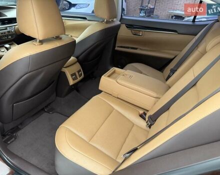 Коричневый Лексус ЕС, объемом двигателя 2.5 л и пробегом 89 тыс. км за 26500 $, фото 2 на Automoto.ua