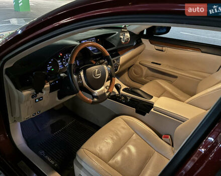 Красный Лексус ЕС, объемом двигателя 2.49 л и пробегом 166 тыс. км за 20500 $, фото 4 на Automoto.ua