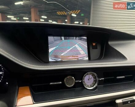 Красный Лексус ЕС, объемом двигателя 2.49 л и пробегом 300 тыс. км за 14990 $, фото 19 на Automoto.ua