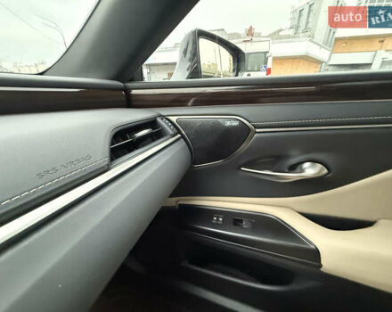 Красный Лексус ЕС, объемом двигателя 2.49 л и пробегом 56 тыс. км за 37499 $, фото 18 на Automoto.ua