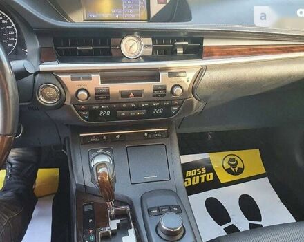 Лексус ЕС, объемом двигателя 3.5 л и пробегом 174 тыс. км за 17000 $, фото 14 на Automoto.ua