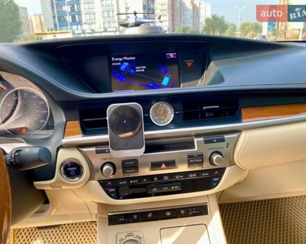 Лексус ЕС, объемом двигателя 2.5 л и пробегом 180 тыс. км за 17500 $, фото 13 на Automoto.ua