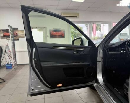 Лексус ЕС, об'ємом двигуна 0 л та пробігом 80 тис. км за 24990 $, фото 20 на Automoto.ua