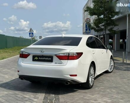 Лексус ЕС, объемом двигателя 0 л и пробегом 150 тыс. км за 19200 $, фото 7 на Automoto.ua