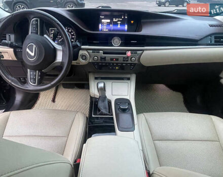 Лексус ЕС, объемом двигателя 3.46 л и пробегом 126 тыс. км за 20340 $, фото 6 на Automoto.ua