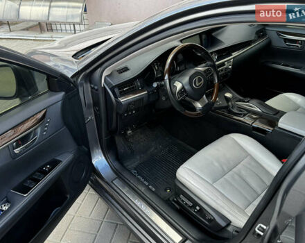 Лексус ЕС, объемом двигателя 0 л и пробегом 135 тыс. км за 27000 $, фото 8 на Automoto.ua