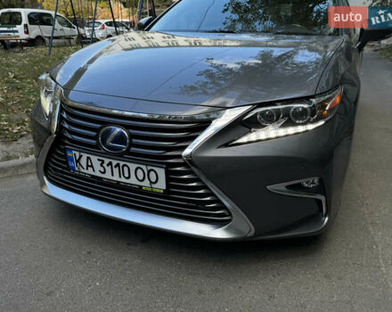 Лексус ЕС, объемом двигателя 0 л и пробегом 135 тыс. км за 27000 $, фото 3 на Automoto.ua