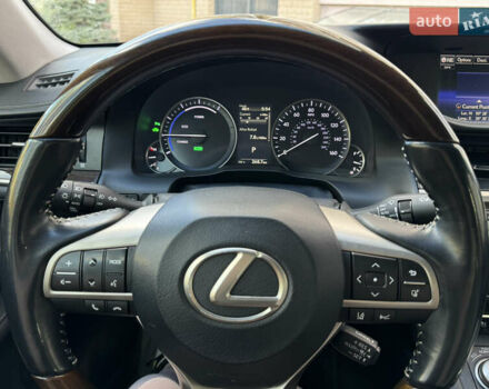 Лексус ЕС, объемом двигателя 0 л и пробегом 135 тыс. км за 27000 $, фото 4 на Automoto.ua