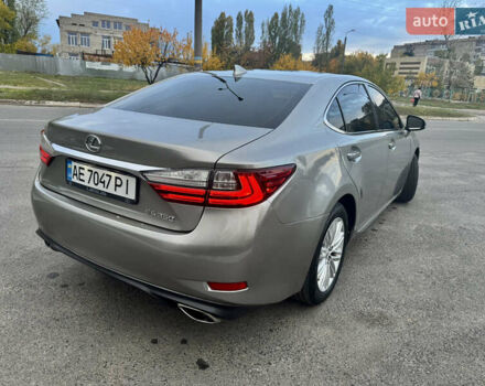 Лексус ЕС 2017 в Каменское - Днепродзержинск на Automoto.ua Лексус ЕС, объемом двигателя 3.46 л и пробегом 276 тыс. км за 18800 $, фото 7 на Automoto.ua