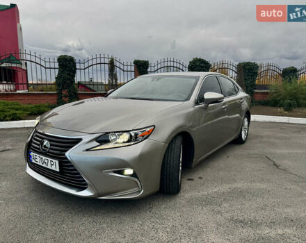 Лексус ЕС 2017 в Каменское - Днепродзержинск на Automoto.ua Лексус ЕС, объемом двигателя 3.46 л и пробегом 276 тыс. км за 18800 $, фото 22 на Automoto.ua