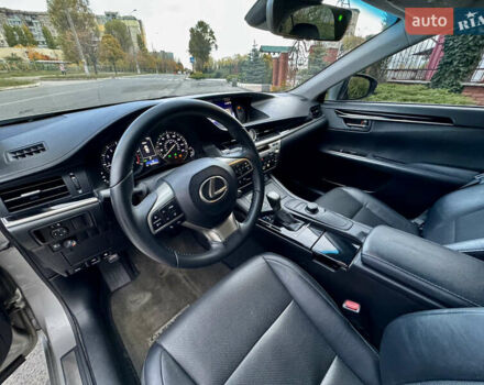 Лексус ЕС 2017 в Каменское - Днепродзержинск на Automoto.ua Лексус ЕС, объемом двигателя 3.46 л и пробегом 276 тыс. км за 18800 $, фото 11 на Automoto.ua