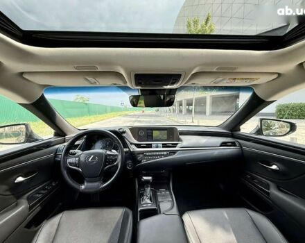 Лексус ЕС, объемом двигателя 0 л и пробегом 142 тыс. км за 28999 $, фото 9 на Automoto.ua