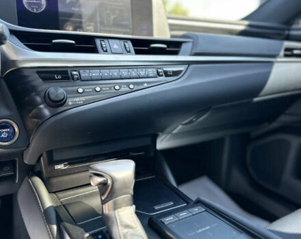 Лексус ЕС, объемом двигателя 2.49 л и пробегом 2 тыс. км за 35300 $, фото 6 на Automoto.ua