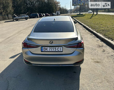 Лексус ЕС, об'ємом двигуна 2.5 л та пробігом 24 тис. км за 44700 $, фото 7 на Automoto.ua