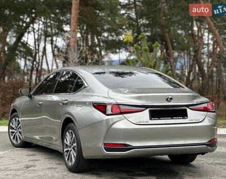 Лексус ЕС, объемом двигателя 2 л и пробегом 32 тыс. км за 36000 $, фото 9 на Automoto.ua