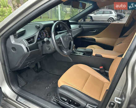 Лексус ЕС, объемом двигателя 2 л и пробегом 32 тыс. км за 36000 $, фото 18 на Automoto.ua