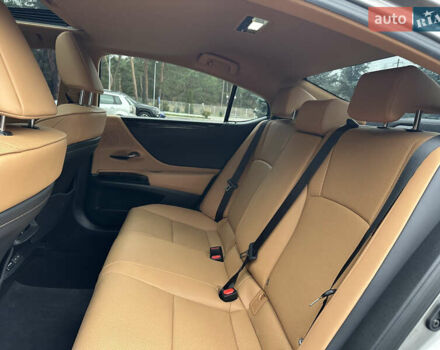 Лексус ЕС, объемом двигателя 2 л и пробегом 32 тыс. км за 36000 $, фото 28 на Automoto.ua