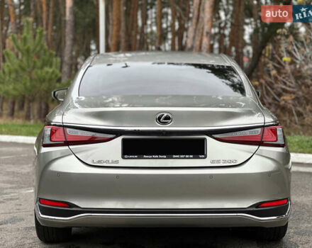 Лексус ЕС, объемом двигателя 2 л и пробегом 32 тыс. км за 36000 $, фото 10 на Automoto.ua
