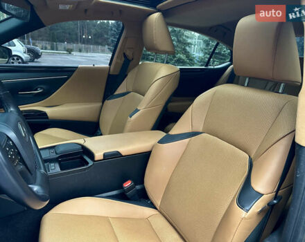 Лексус ЕС, объемом двигателя 2 л и пробегом 32 тыс. км за 36000 $, фото 20 на Automoto.ua