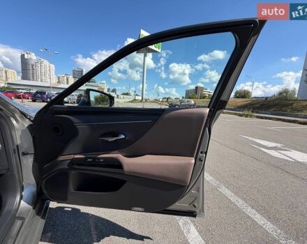 Лексус ЕС, объемом двигателя 2.49 л и пробегом 99 тыс. км за 41500 $, фото 8 на Automoto.ua