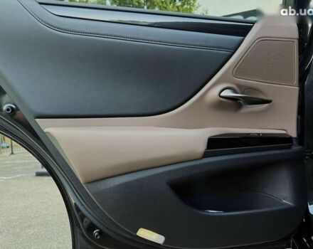 Лексус ЕС, об'ємом двигуна 2.5 л та пробігом 9 тис. км за 50999 $, фото 27 на Automoto.ua