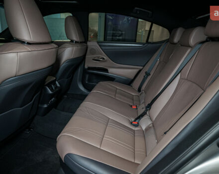 Лексус ЕС, объемом двигателя 2.49 л и пробегом 0 тыс. км за 61324 $, фото 13 на Automoto.ua