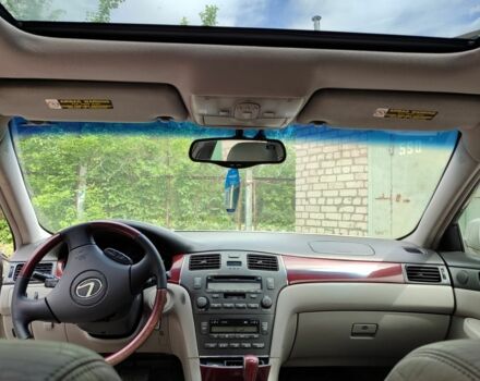 Серый Лексус ЕС, объемом двигателя 0 л и пробегом 250 тыс. км за 3850 $, фото 8 на Automoto.ua