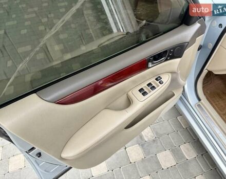 Сірий Лексус ЕС, об'ємом двигуна 3 л та пробігом 226 тис. км за 3999 $, фото 27 на Automoto.ua