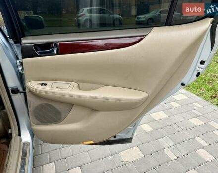 Сірий Лексус ЕС, об'ємом двигуна 3 л та пробігом 226 тис. км за 3999 $, фото 53 на Automoto.ua