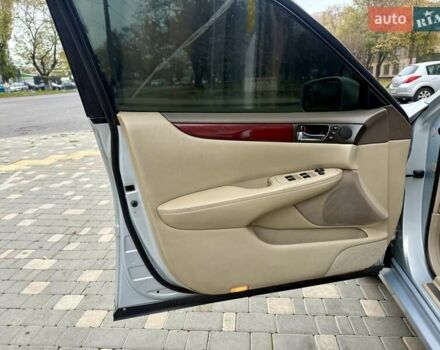 Сірий Лексус ЕС, об'ємом двигуна 3 л та пробігом 226 тис. км за 3999 $, фото 28 на Automoto.ua