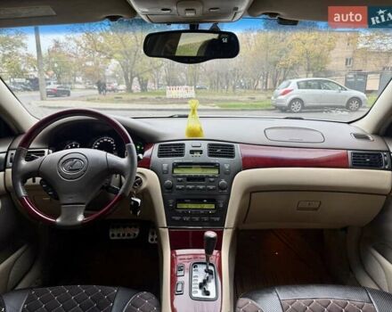 Сірий Лексус ЕС, об'ємом двигуна 3 л та пробігом 226 тис. км за 3999 $, фото 63 на Automoto.ua