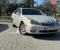 Серый Лексус ЕС, объемом двигателя 3 л и пробегом 350 тыс. км за 4999 $, фото 1 на Automoto.ua