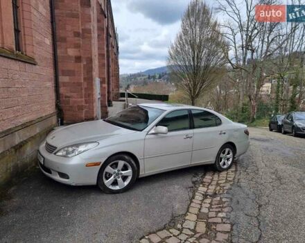 Серый Лексус ЕС, объемом двигателя 3 л и пробегом 300 тыс. км за 6500 $, фото 5 на Automoto.ua