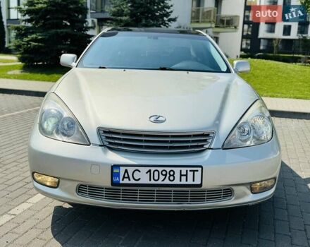 Серый Лексус ЕС, объемом двигателя 3 л и пробегом 231 тыс. км за 5800 $, фото 2 на Automoto.ua