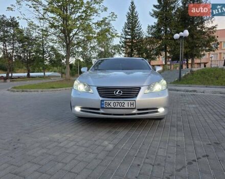 Серый Лексус ЕС, объемом двигателя 3.46 л и пробегом 250 тыс. км за 8899 $, фото 5 на Automoto.ua