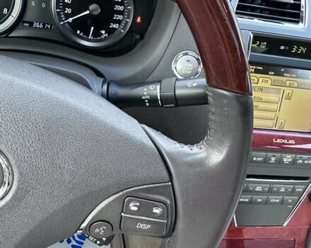 Сірий Лексус ЕС, об'ємом двигуна 3.46 л та пробігом 362 тис. км за 10950 $, фото 23 на Automoto.ua