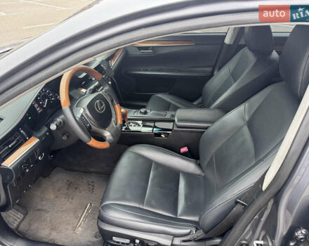 Сірий Лексус ЕС, об'ємом двигуна 2.5 л та пробігом 430 тис. км за 13800 $, фото 9 на Automoto.ua