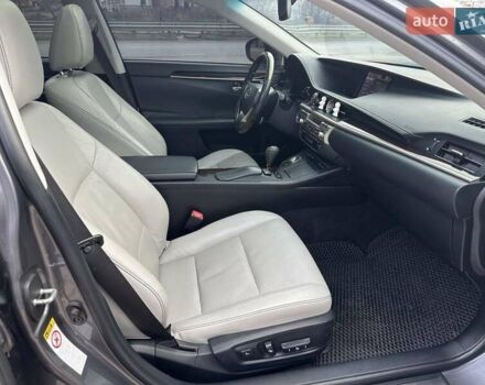 Серый Лексус ЕС, объемом двигателя 3.46 л и пробегом 185 тыс. км за 16400 $, фото 18 на Automoto.ua