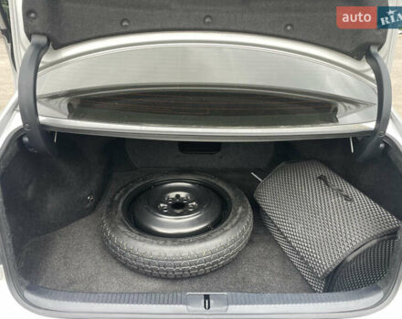 Серый Лексус ЕС, объемом двигателя 3.46 л и пробегом 155 тыс. км за 20508 $, фото 17 на Automoto.ua