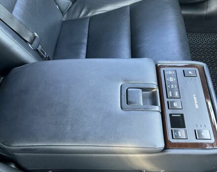 Серый Лексус ЕС, объемом двигателя 3.5 л и пробегом 172 тыс. км за 18100 $, фото 5 на Automoto.ua