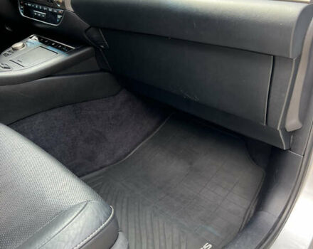 Серый Лексус ЕС, объемом двигателя 2.49 л и пробегом 255 тыс. км за 18900 $, фото 11 на Automoto.ua