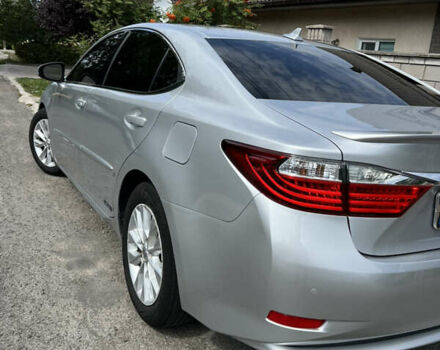 Серый Лексус ЕС, объемом двигателя 2.49 л и пробегом 255 тыс. км за 18900 $, фото 3 на Automoto.ua