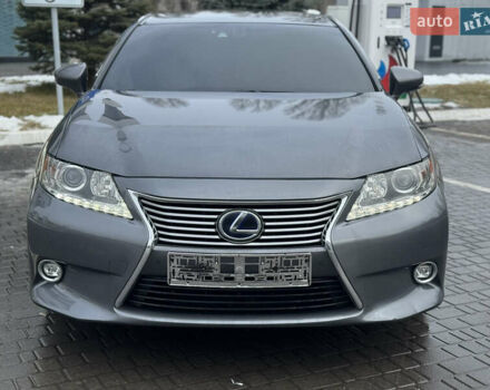Сірий Лексус ЕС, об'ємом двигуна 2.49 л та пробігом 227 тис. км за 16300 $, фото 2 на Automoto.ua