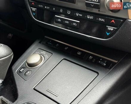 Серый Лексус ЕС, объемом двигателя 2.5 л и пробегом 220 тыс. км за 16440 $, фото 39 на Automoto.ua